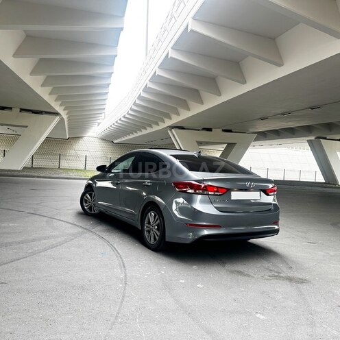 Hyundai Elantra 2017, 98,000 km - 2.0 л - Bakı