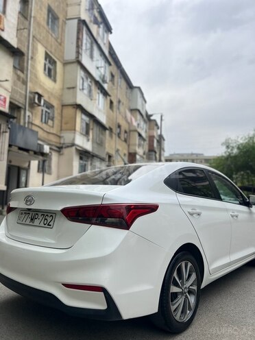 Hyundai Accent 2018, 165,000 km - 1.6 l - Bakı