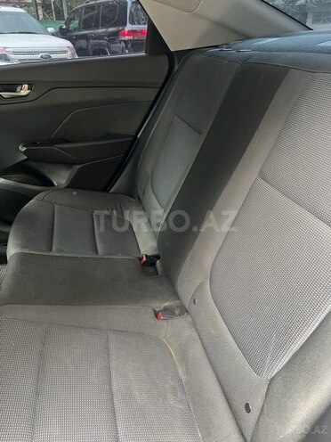 Hyundai Accent 2018, 165,000 km - 1.6 l - Bakı