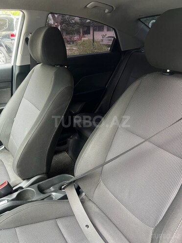 Hyundai Accent 2018, 165,000 km - 1.6 l - Bakı