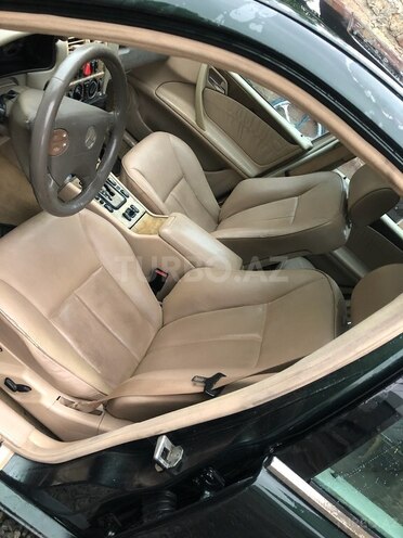 Mercedes E 240 2000, 297,000 km - 2.4 л - Göygöl