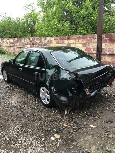 Mercedes E 240 2000, 297,000 km - 2.4 л - Göygöl