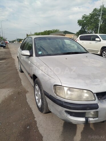 Opel Omega 1996, 351,200 km - 2.0 l - Salyan