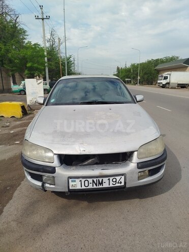 Opel Omega 1996, 351,200 km - 2.0 l - Salyan