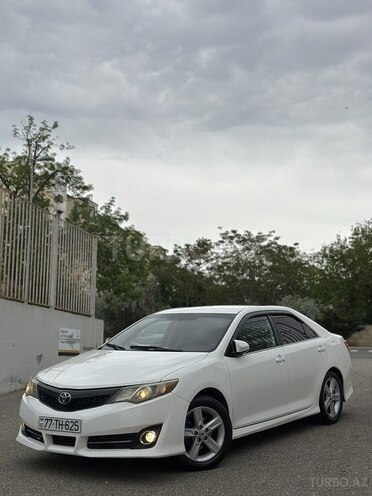 Toyota Camry 2011, 220,000 km - 2.5 l - Bakı