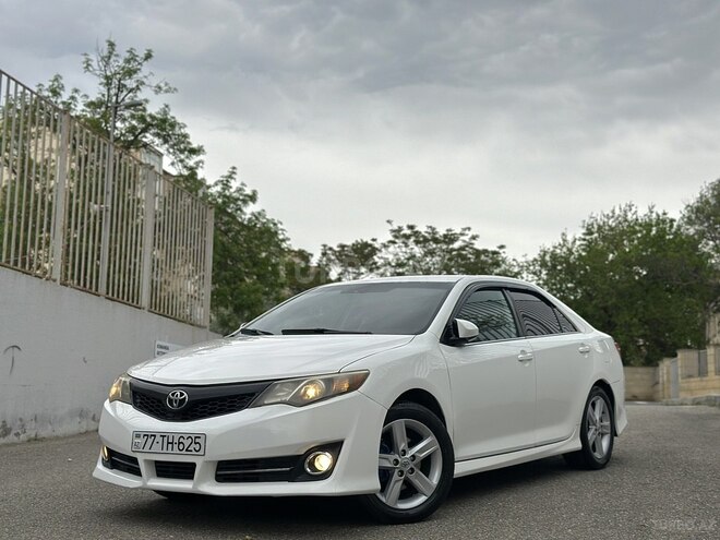 Toyota Camry 2011, 220,000 km - 2.5 l - Bakı