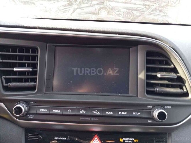 Hyundai Elantra 2019, 185,075 km - 2.0 l - Bakı