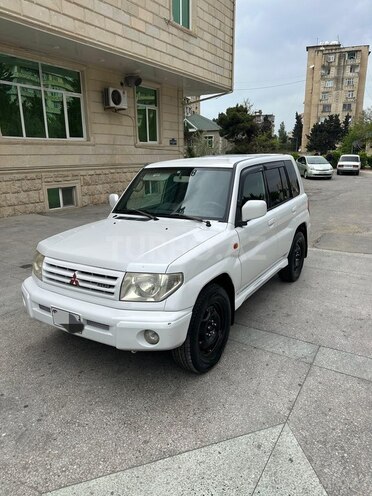 Mitsubishi Pajero io 1999, 320,000 km - 1.8 л - Bakı