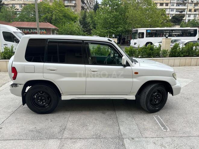 Mitsubishi Pajero io 1999, 320,000 km - 1.8 л - Bakı