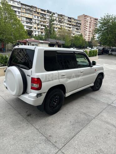 Mitsubishi Pajero io 1999, 320,000 km - 1.8 л - Bakı