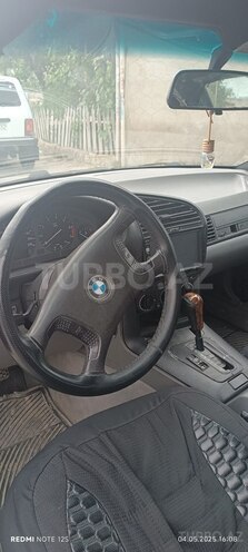 BMW 318 1991, 250,000 km - 1.8 л - Bakı