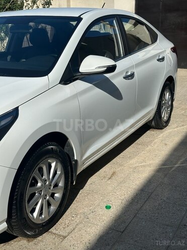 Hyundai Accent 2021, 100,618 km - 1.6 l - Bakı