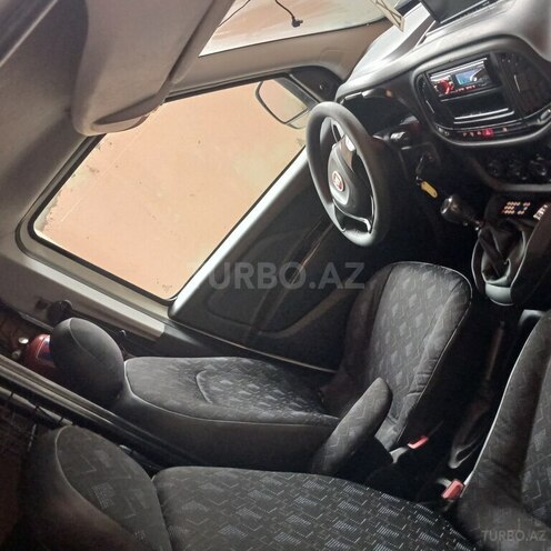 Fiat Doblo 2017, 330,000 km - 1.4 л - Gəncə
