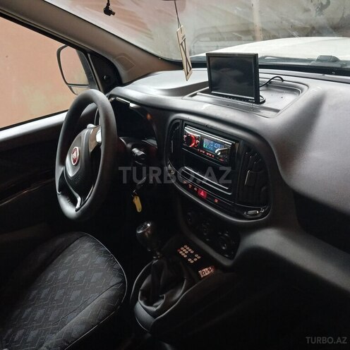 Fiat Doblo 2017, 330,000 km - 1.4 л - Gəncə