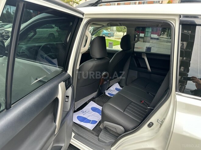 Toyota Land Cruiser Prado 2012, 199,000 km - 2.7 л - Bakı