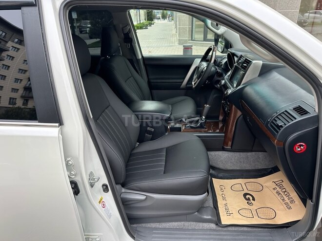 Toyota Land Cruiser Prado 2012, 199,000 km - 2.7 л - Bakı