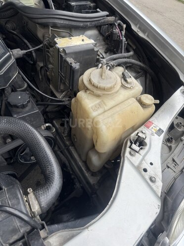 Mercedes E 230 1996, 356,450 km - 2.3 l - Mingəçevir