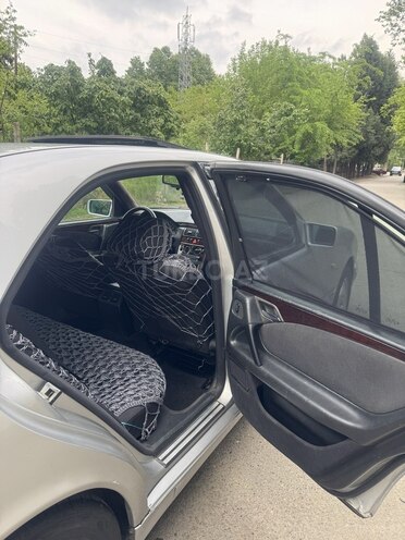 Mercedes E 230 1996, 356,450 km - 2.3 l - Mingəçevir