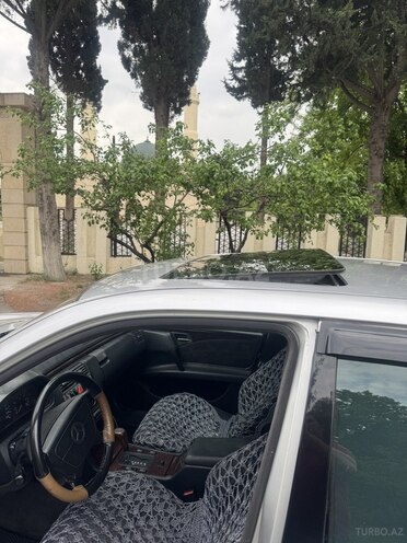 Mercedes E 230 1996, 356,450 km - 2.3 l - Mingəçevir
