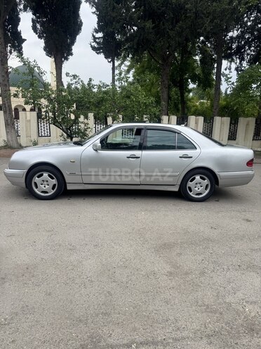 Mercedes E 230 1996, 356,450 km - 2.3 l - Mingəçevir