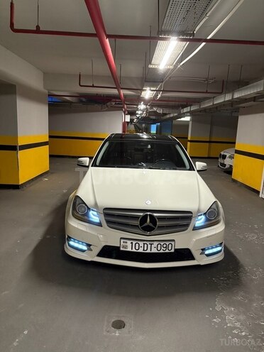 Mercedes C 220 d 2012, 235,000 km - 2.2 l - Bakı