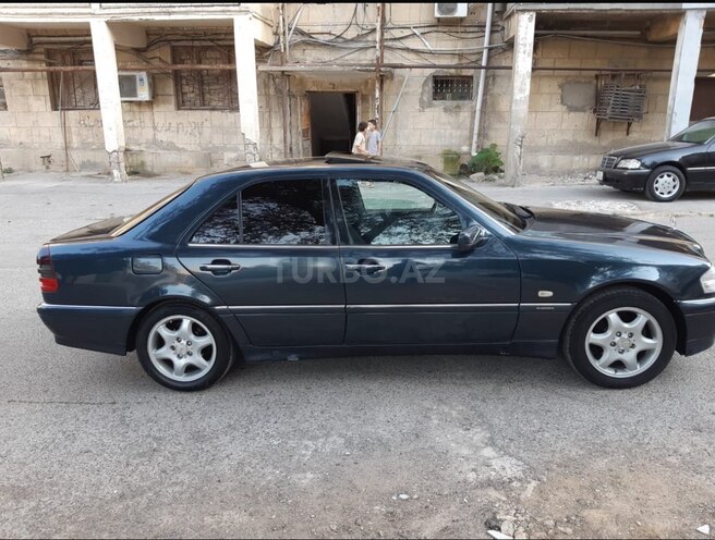 Mercedes C 180 1999, 450,000 km - 1.8 l - Bakı