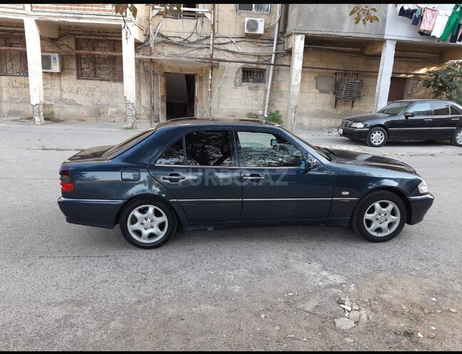 Mercedes C 180 1999, 450,000 km - 1.8 l - Bakı