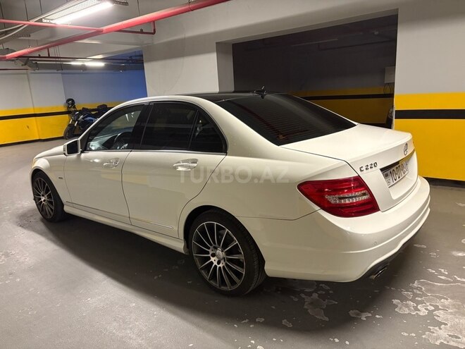 Mercedes C 220 d 2012, 235,000 km - 2.2 l - Bakı