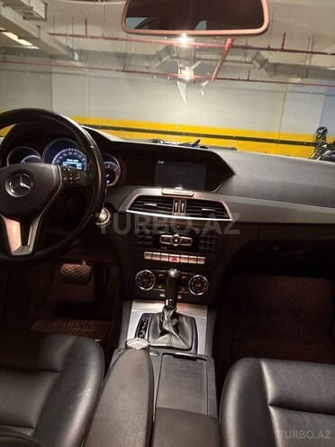 Mercedes C 220 d 2012, 235,000 km - 2.2 l - Bakı