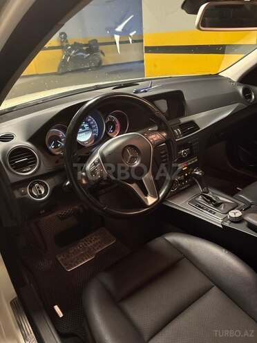 Mercedes C 220 d 2012, 235,000 km - 2.2 l - Bakı