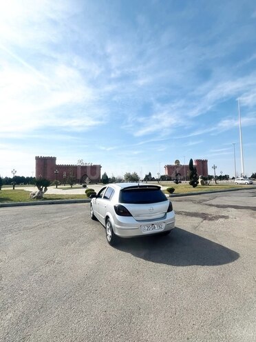 Opel Astra 2008, 230,000 km - 1.4 l - Gəncə
