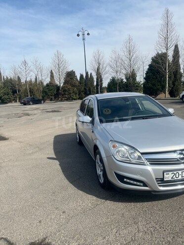 Opel Astra 2008, 230,000 km - 1.4 l - Gəncə
