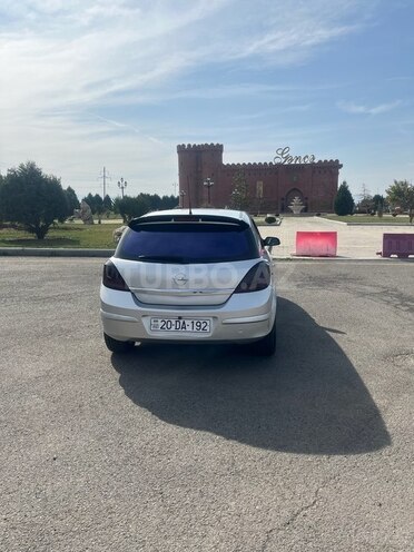 Opel Astra 2008, 230,000 km - 1.4 l - Gəncə