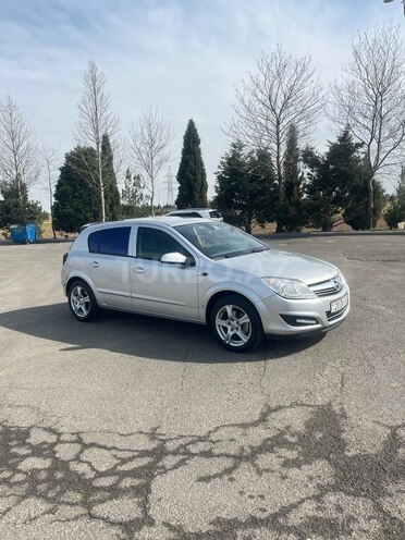 Opel Astra 2008, 230,000 km - 1.4 l - Gəncə