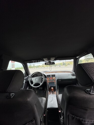 Mercedes C 200 1999, 335,000 km - 2.0 l - Bakı