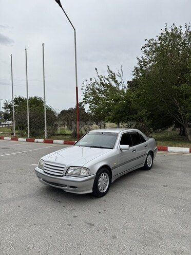 Mercedes C 200 1999, 335,000 km - 2.0 l - Bakı