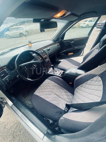 Mercedes E 240 2000, 335,444 km - 2.4 l - Xırdalan