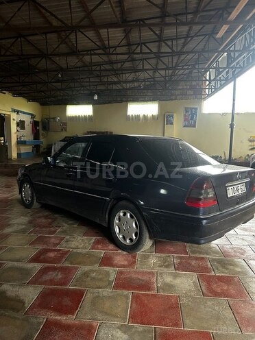 Mercedes C 250 d 1995, 500,000 km - 2.5 l - Tovuz