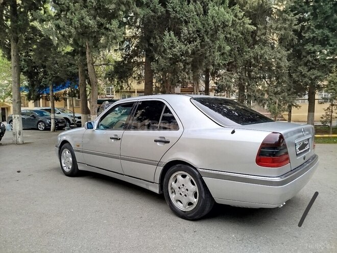 Mercedes C 180 1997, 385,236 km - 1.8 л - Bakı