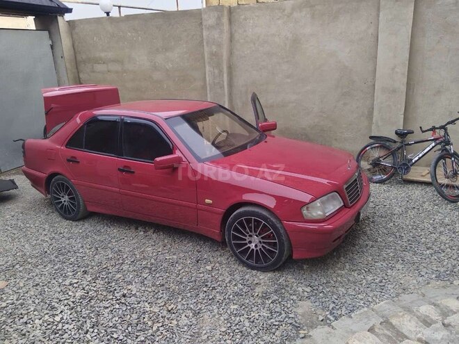 Mercedes C 200 1997, 230,000 km - 2.0 l - Sumqayıt