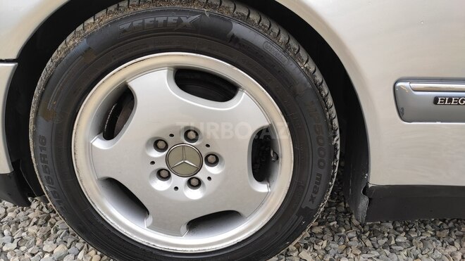 Mercedes E 240 1998, 437,000 km - 2.4 l - Bakı