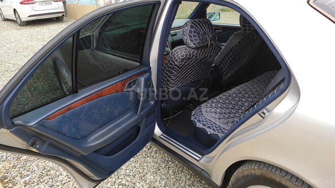 Mercedes E 240 1998, 437,000 km - 2.4 l - Bakı