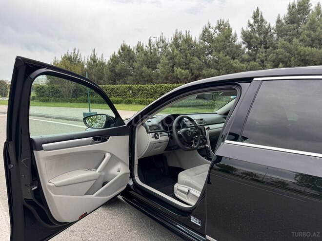 Volkswagen Passat 2015, 186,000 km - 2.0 l - Bakı