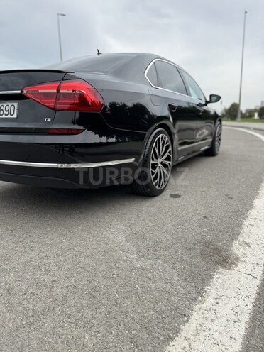 Volkswagen Passat 2015, 186,000 km - 2.0 l - Bakı