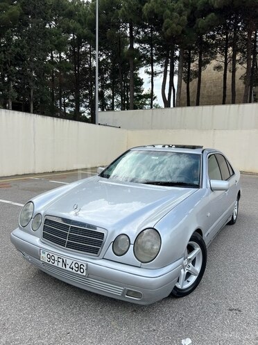 Mercedes E 200 1999, 327,000 km - 2.0 l - Sumqayıt
