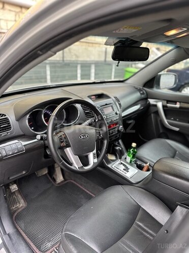 Kia Sorento 2011, 262,000 km - 2.0 l - Bakı