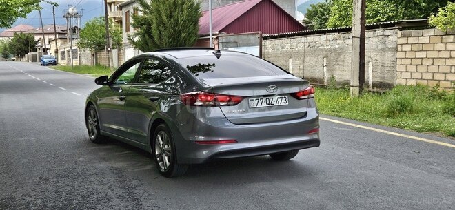 Hyundai Elantra 2018, 97,000 km - 2.0 l - Zaqatala