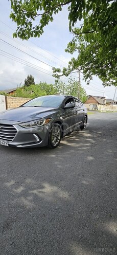 Hyundai Elantra 2018, 97,000 km - 2.0 l - Zaqatala