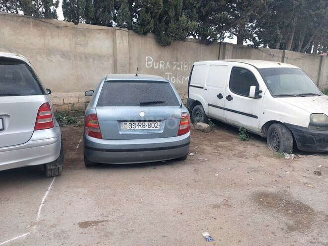 Skoda Fabia 2002, 200,000 km - 1.4 l - Bakı