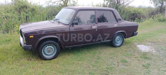 LADA (VAZ) 2107 1983, 80,000 km - 1.6 l - Ucar